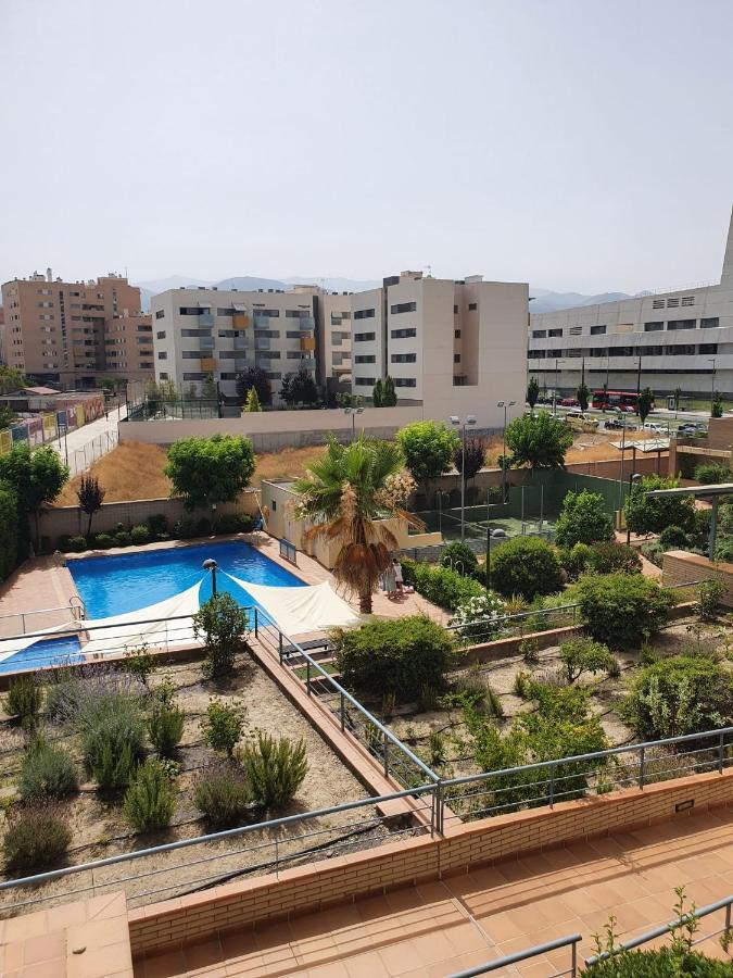 Апартаменты Piso Centro De Granada Junto Al Metro Экстерьер фото