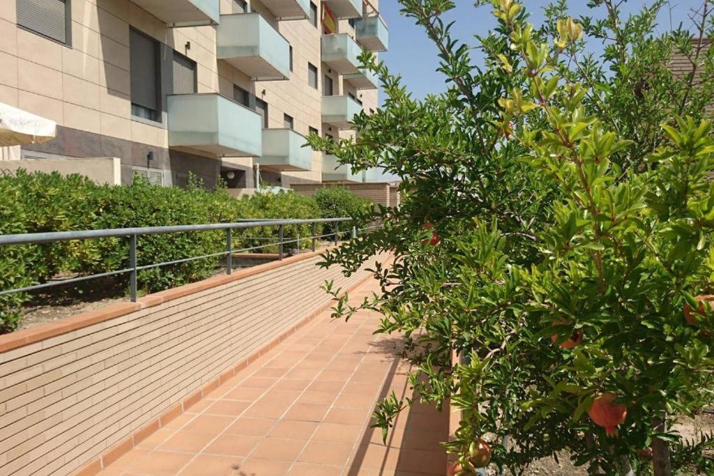 Апартаменты Piso Centro De Granada Junto Al Metro Экстерьер фото
