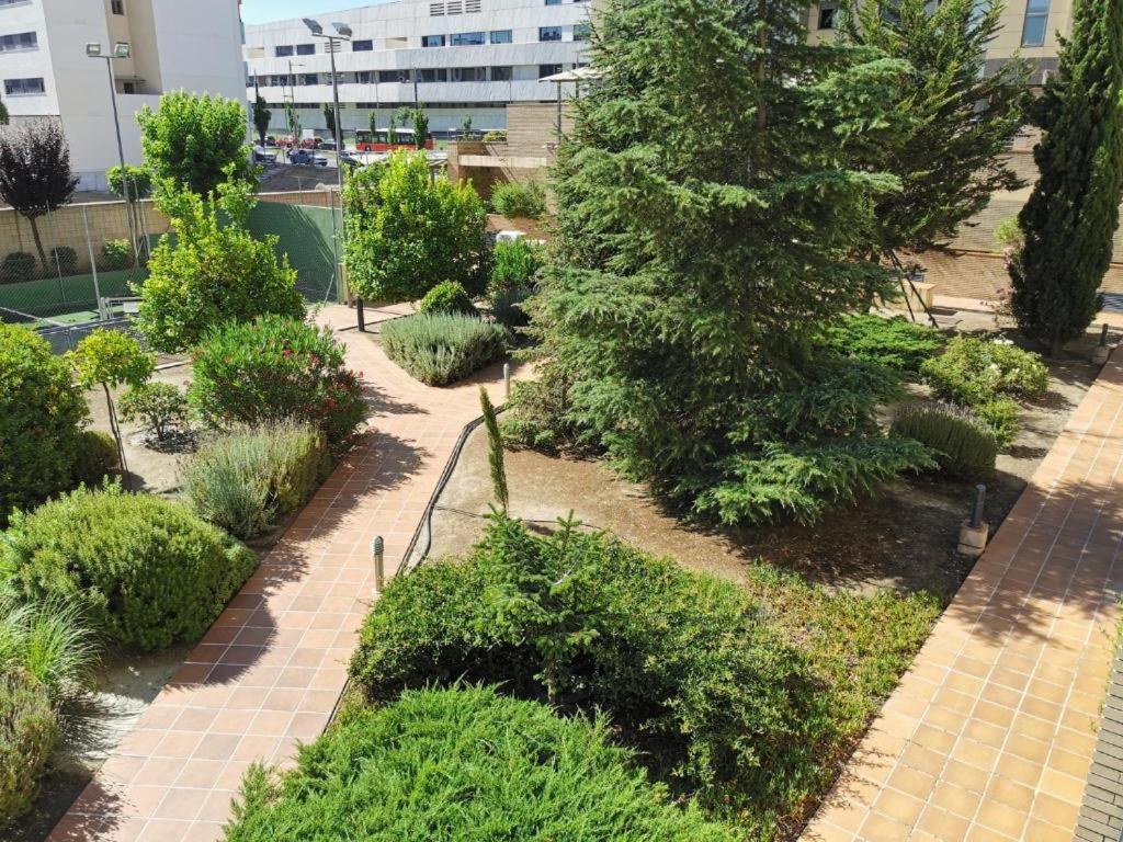 Апартаменты Piso Centro De Granada Junto Al Metro Экстерьер фото
