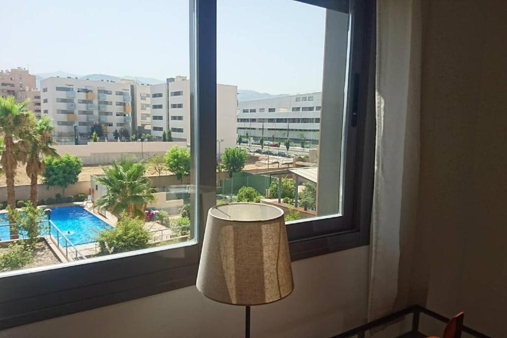 Апартаменты Piso Centro De Granada Junto Al Metro Экстерьер фото